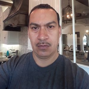 Meet your Posher, Max